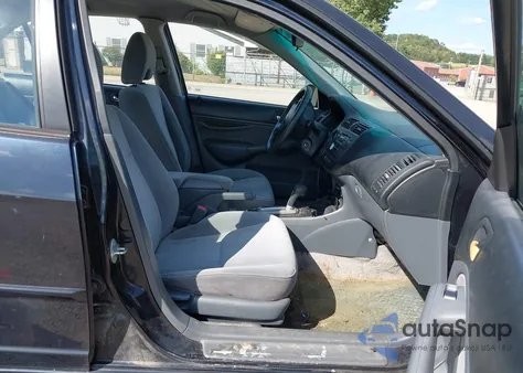 2003 Honda Civic Lx from USA, damaged, VIN 2HGES16513H609835